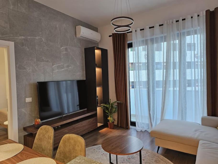 Deluxe Flat With Garden_Tirana Apartment Luaran gambar