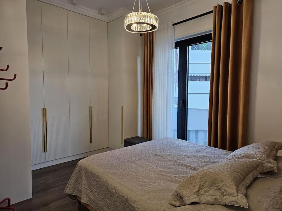 Deluxe Flat With Garden_Tirana Apartment Luaran gambar